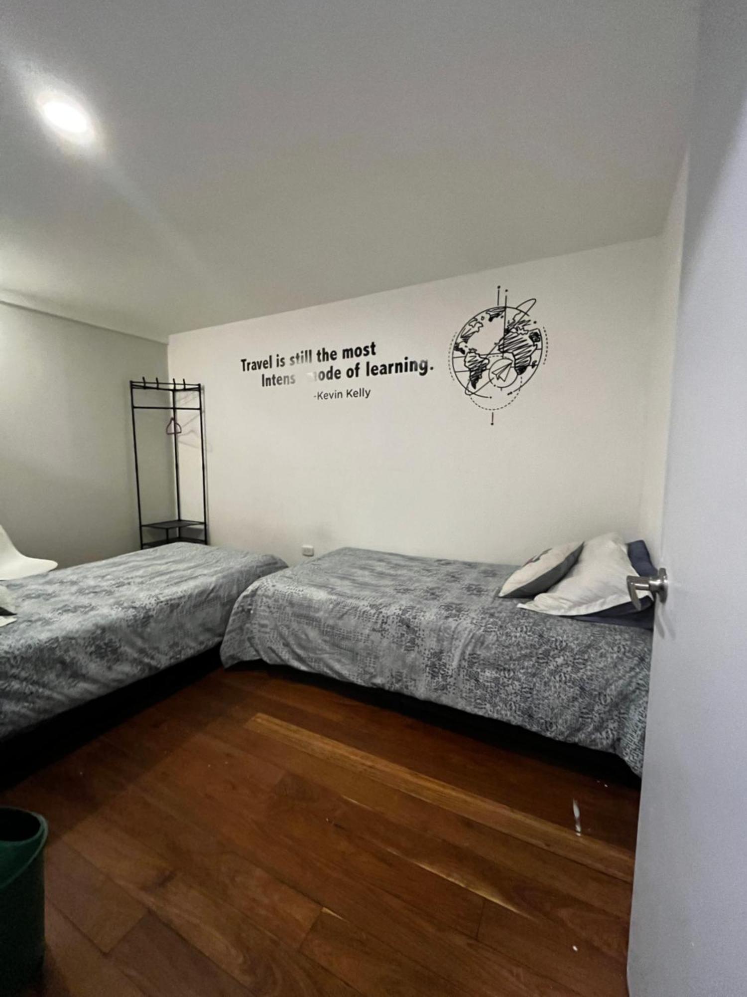 Urbana Hostel Bogotá Cameră foto